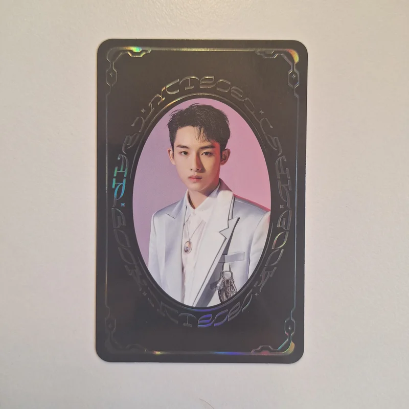 RESONANCE Pt.1 YEARBOOK CARD