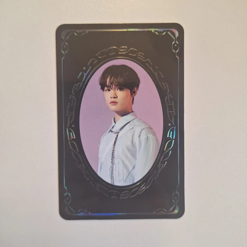 RESONANCE Pt.1 YEARBOOK CARD