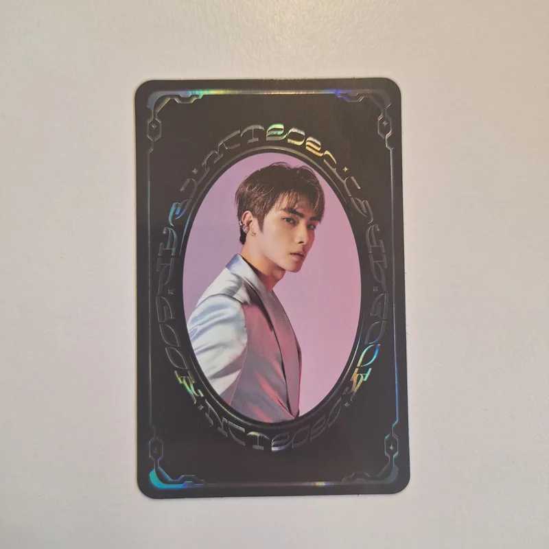 RESONANCE Pt.1 YEARBOOK CARD