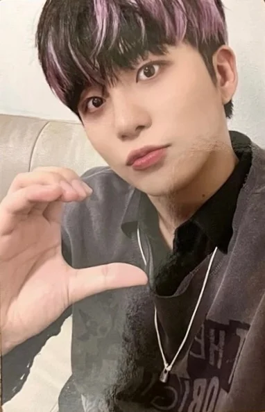 THE WORLD EP.2 OUTLAW TARGET EXCLUSIVE