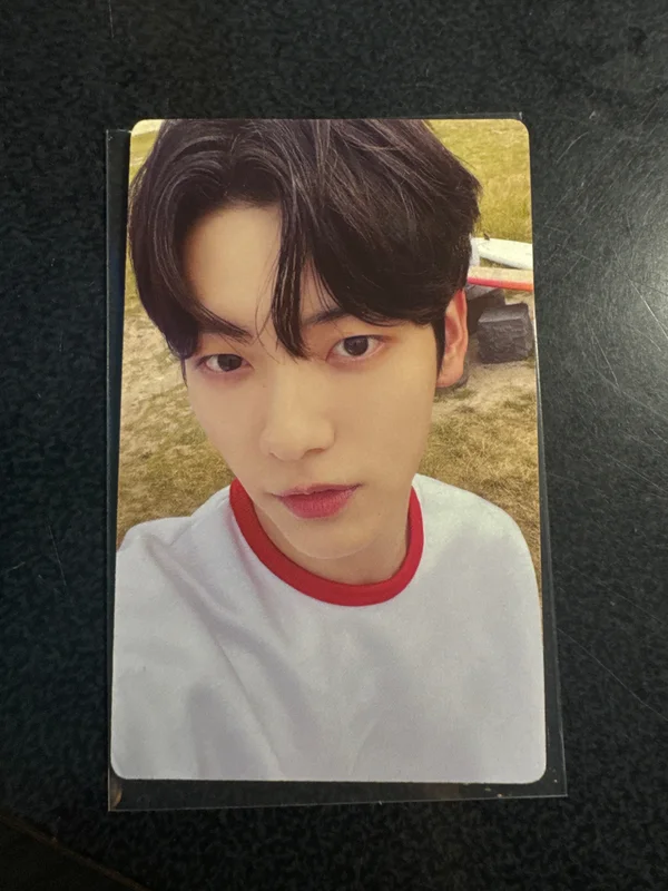 Season of TXT: Midsummer Random Photocard Set Sunrise Red ver.