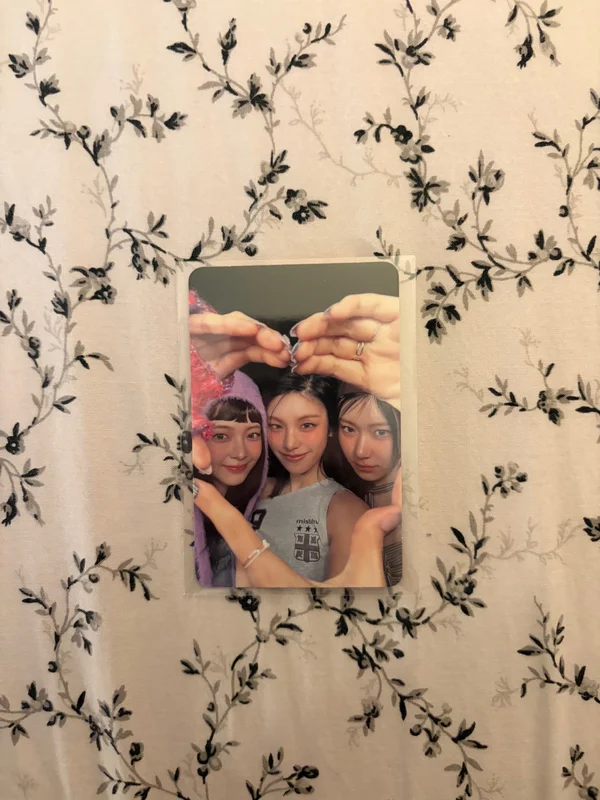 Girls Will Be Girls PHOTOBOOK Ver.