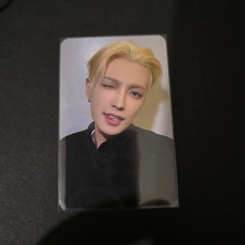 GOLDEN HOUR : Part.2 hello82 fansign Exclusive