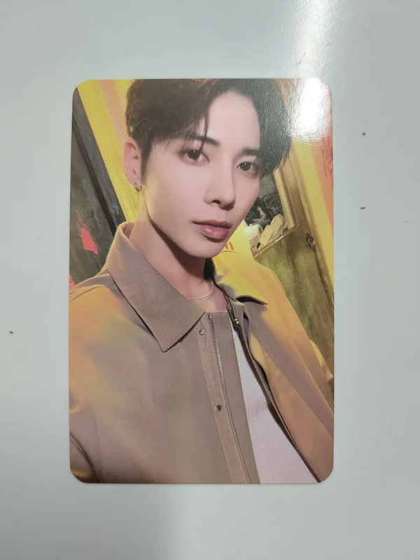 TOMORROW X TOGETHER 2024 SEASON'S GREETINGS