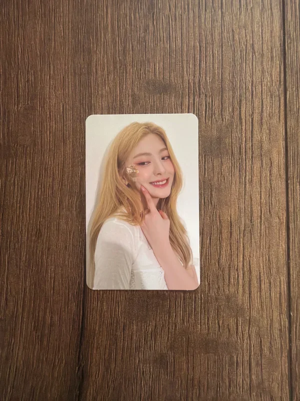 WE NEED LOVE Digipack ver.