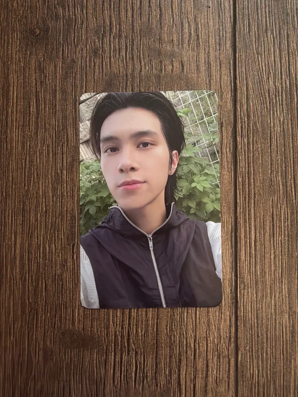 Universe Photo Book Ver.