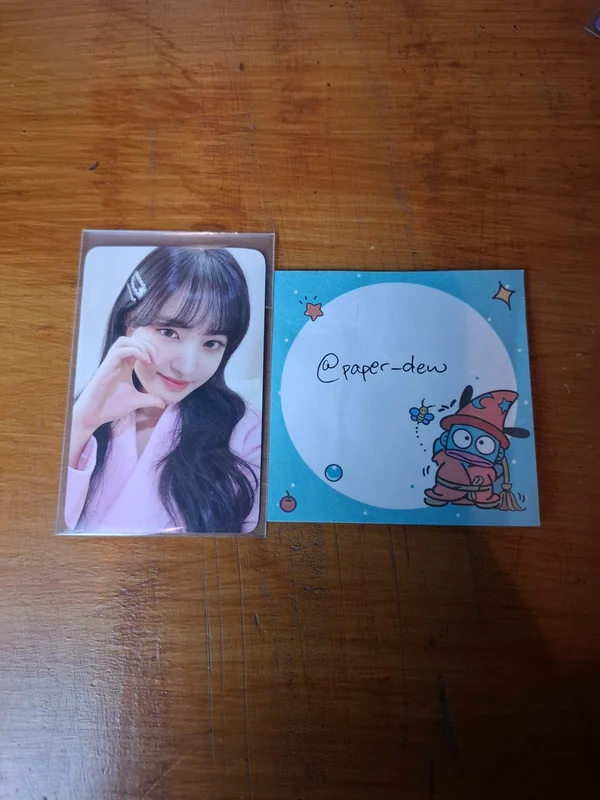 IVE THE FIRST FAN CONCERT The Prom Queens RANDOM PHOTOCARD PACK