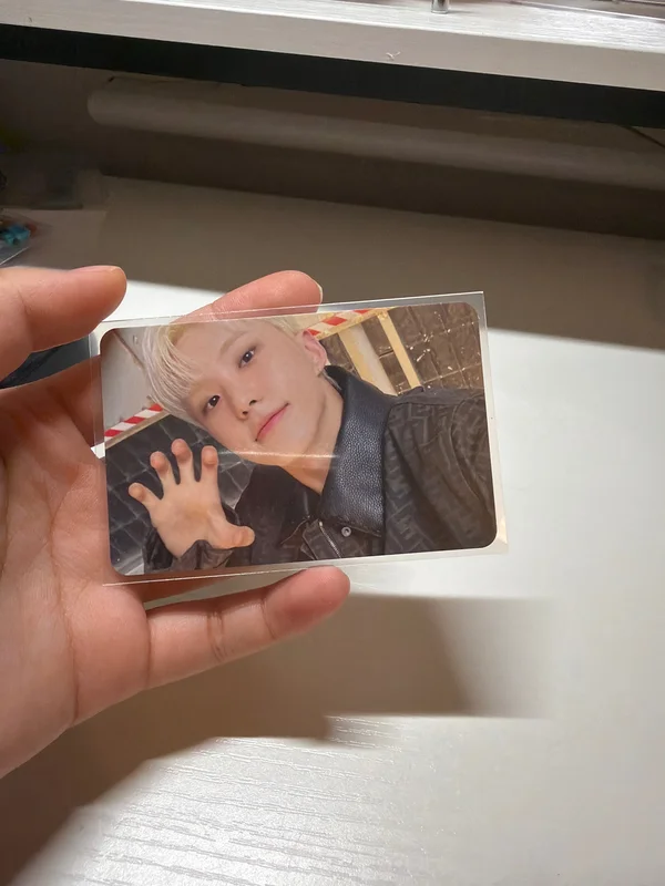 SEVENTEEN 2025 SEASON'S GREETINGS