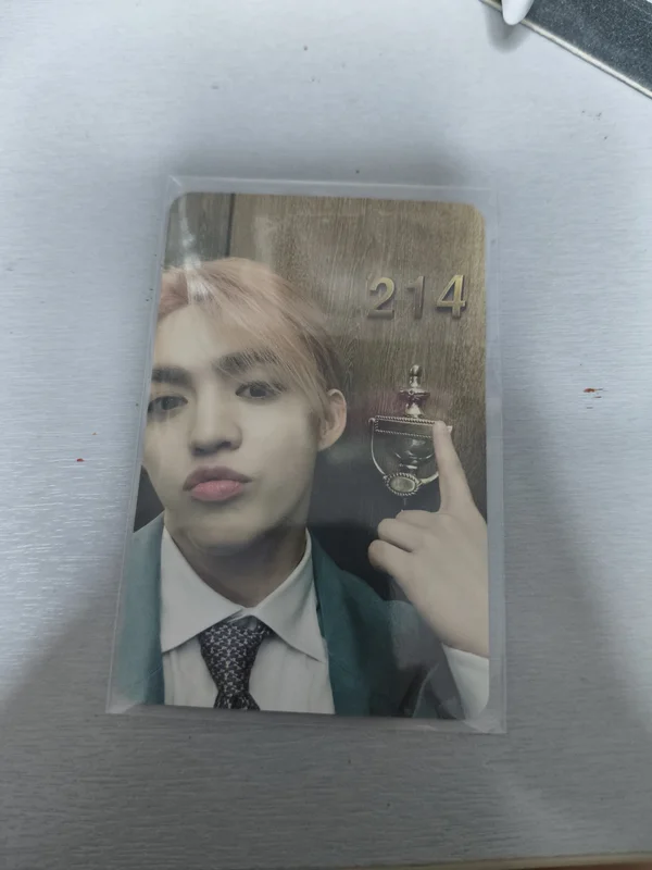 SPILL THE FEELS CARAT Ver.