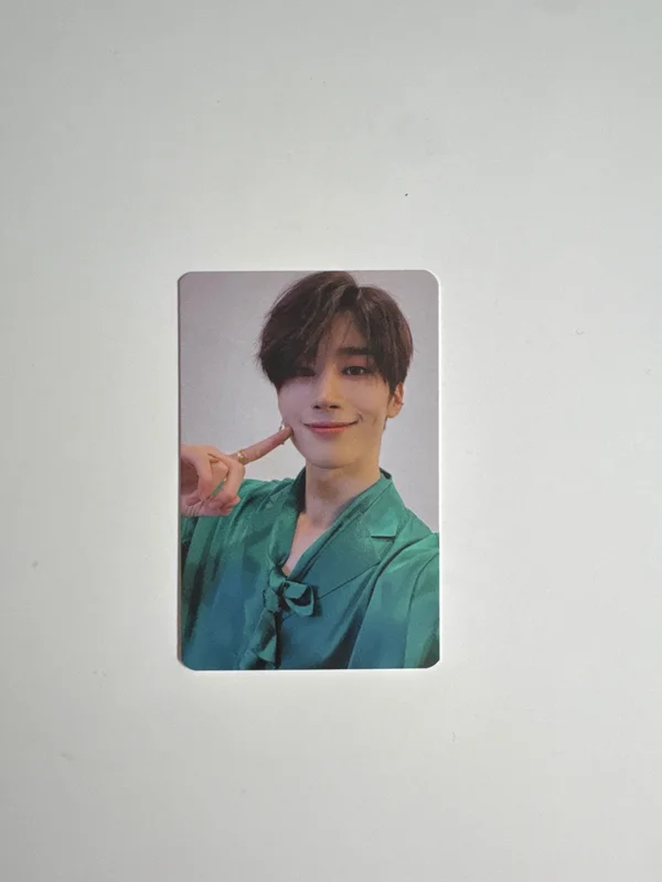 VICTON SEUNGWOO Continuous (Blue)