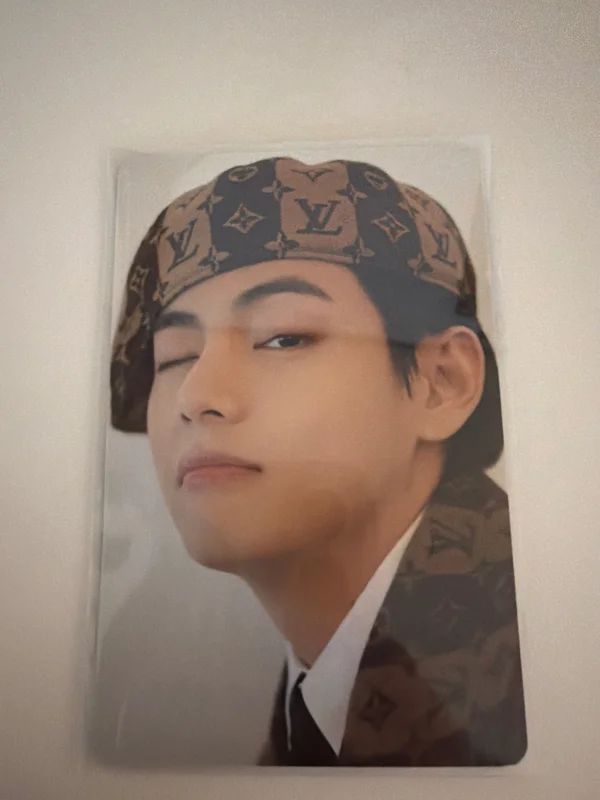 DICON PHOTOCARD 101 : CUSTOM BOOK / BEHIND BTS since 2018 (2018-2021 in USA)