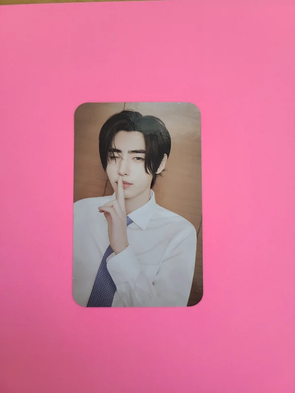 DARK MOON SPECIAL ALBUM 'MEMORABILIA' Moon ver.