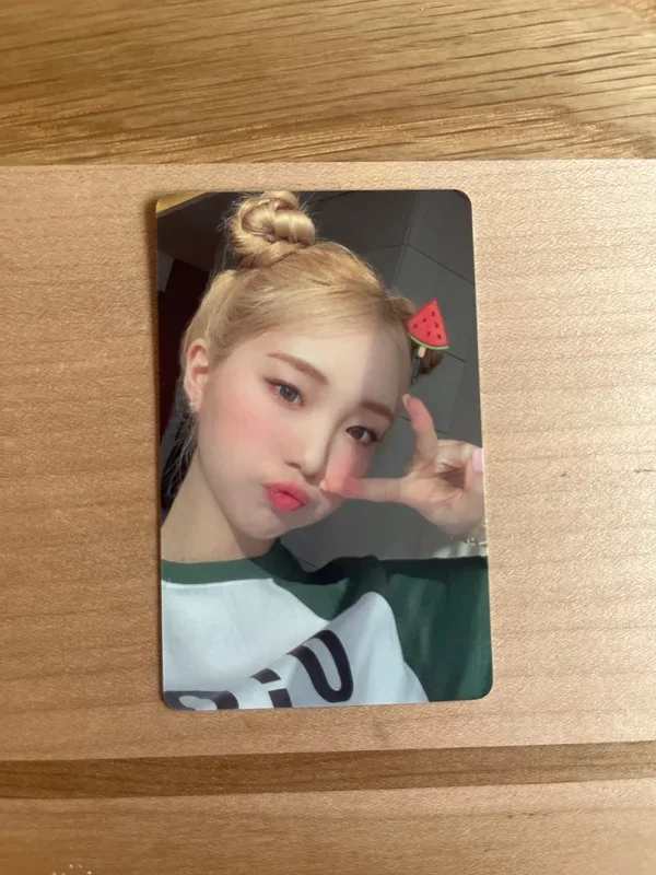 LOONA ISLAND : Summer where girls met