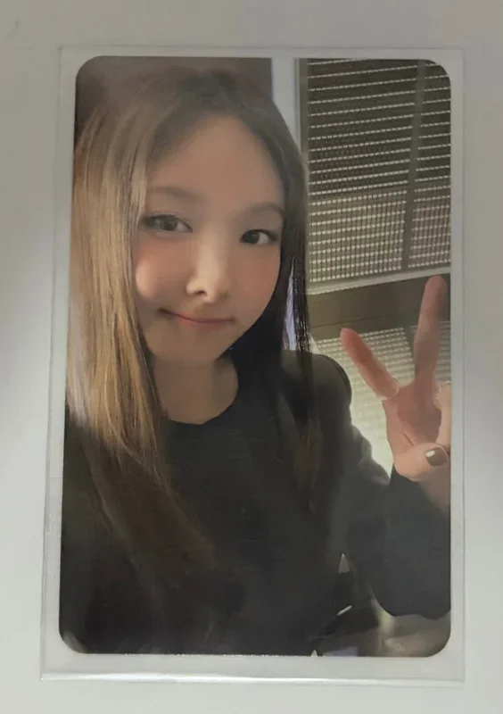 NAYEON READY TO BE