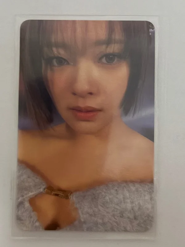JEONGYEON READY TO BE