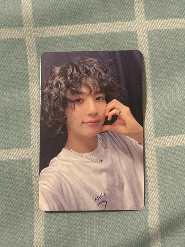 FML YIZHIYU JEONGHAN