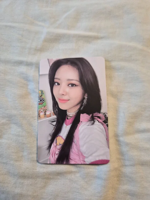 YUNA CRAZY IN LOVE