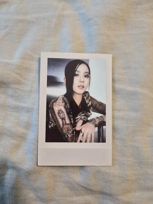 JISOO BORN PINK GRAY ver.