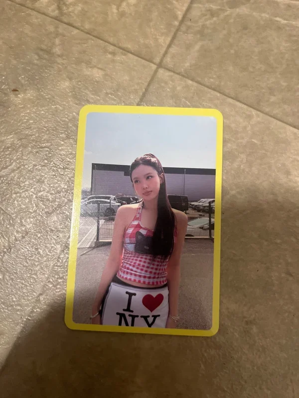 THIS IS FOR IS NAYEON ver.