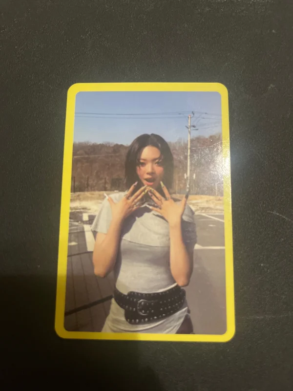 THIS IS FOR IS JEONGYEON ver.