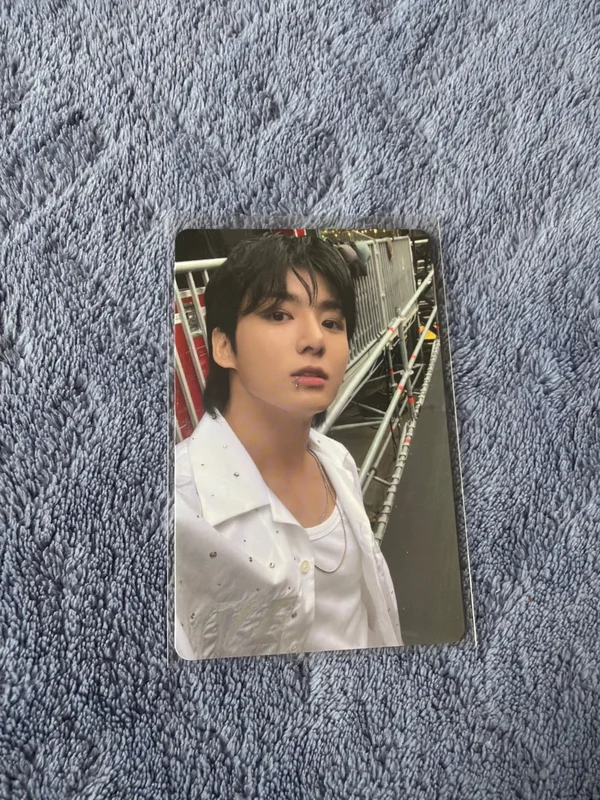 GOLDEN BTS JAPAN OFFICIAL SHOP LUCKY DRAW