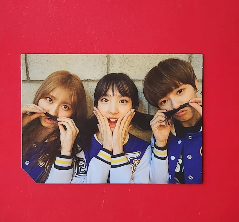 PAGE TWO MOMO NAYEON JEONGYEON