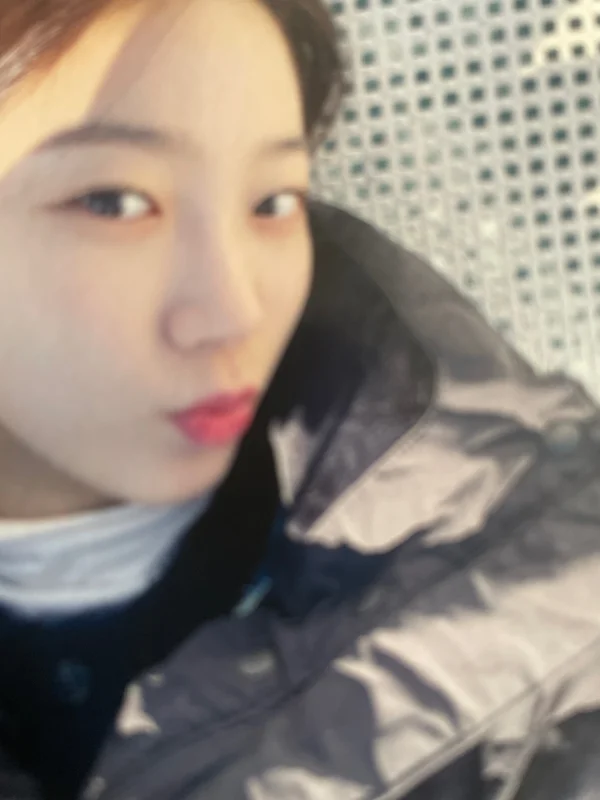 LE SSERAFIM's DAY OFF IN JEJU PHOTOBOOK