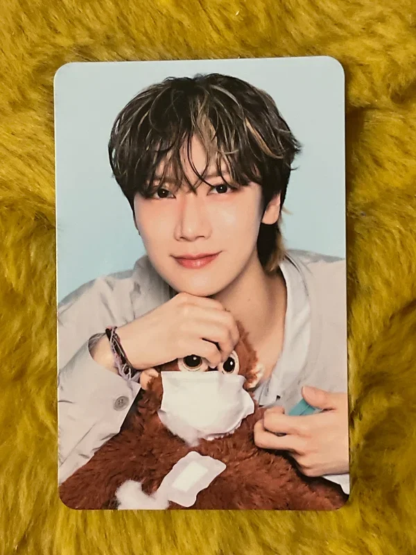 2025 SEASON'S GREETINGS RANDOM TRADING CARD [A ver.]
