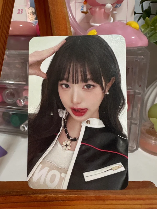 IVE THE 1ST WORLD TOUR SHOW WHAT I HAVE IN BANGKOK RANDOM PHOTOCARD PACK