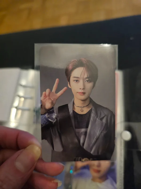 Leeknow Rock-STAR POSTCARD VER.