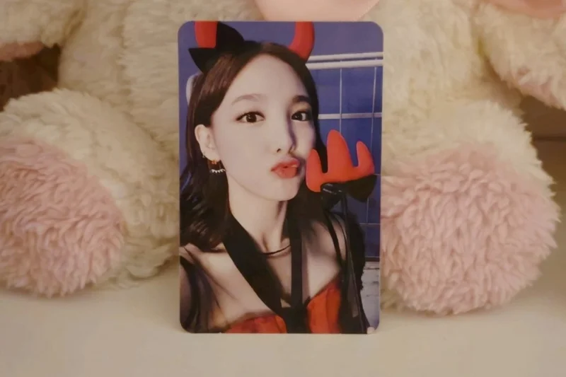 TWICEcoaster : LANE 1 devil Nayeon photocard