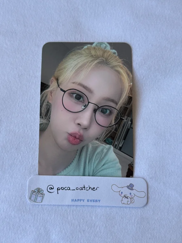 2025 Season's Greeting Soundwave POB Pre-Order Benefit Handong Photocard