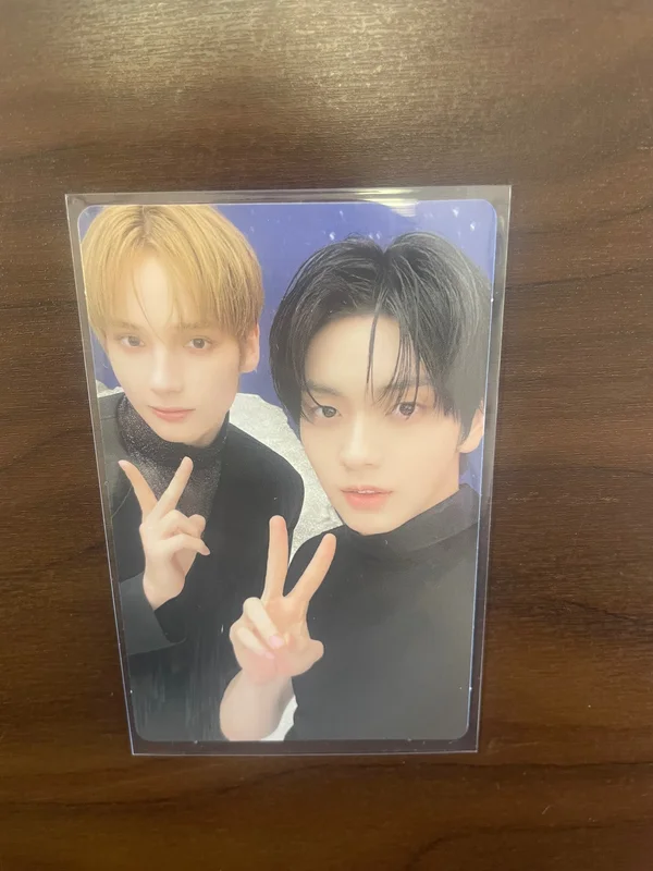 TOMORROW X TOGETHER WORLD TOUR [ACT : TOMORROW] Mini Photo Card