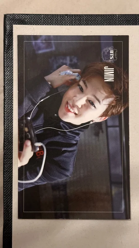 Jimin DARK&WILD