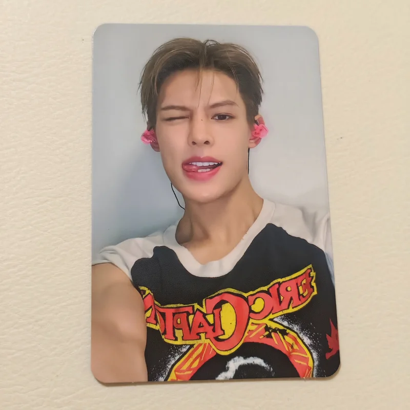 COLOR OUTSIDE THE LINES WEVERSE JAPAN LUCKY DRAW