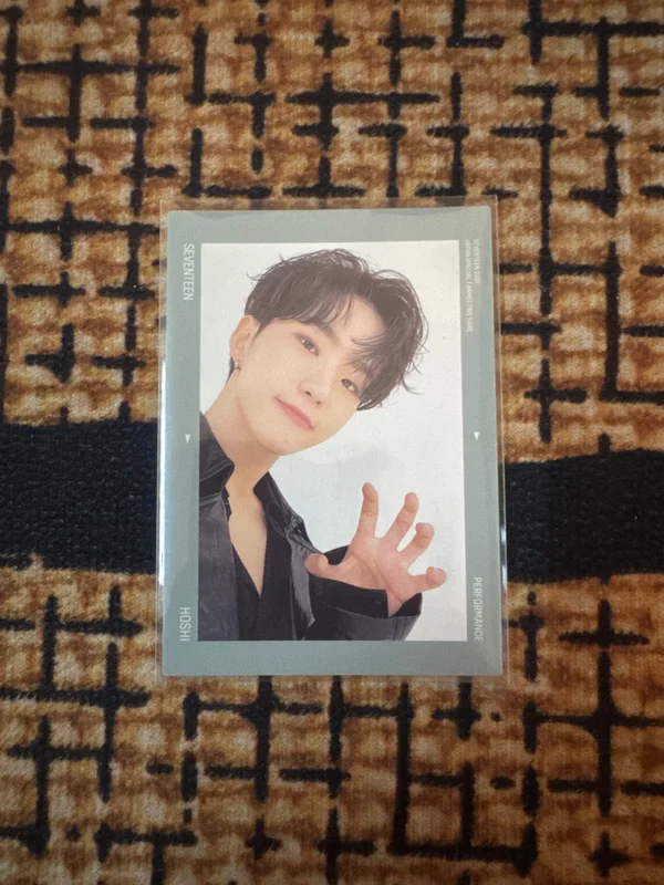 SEVENTEEN 2021 JAPAN SPECIAL FANMEETING 'HARE' TRADING CARD