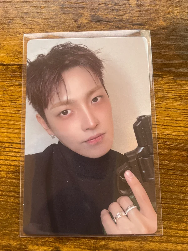 GOLDEN HOUR : Part.5 POCAALBUM VER. ATEEZ OFFICIAL PLATFORM