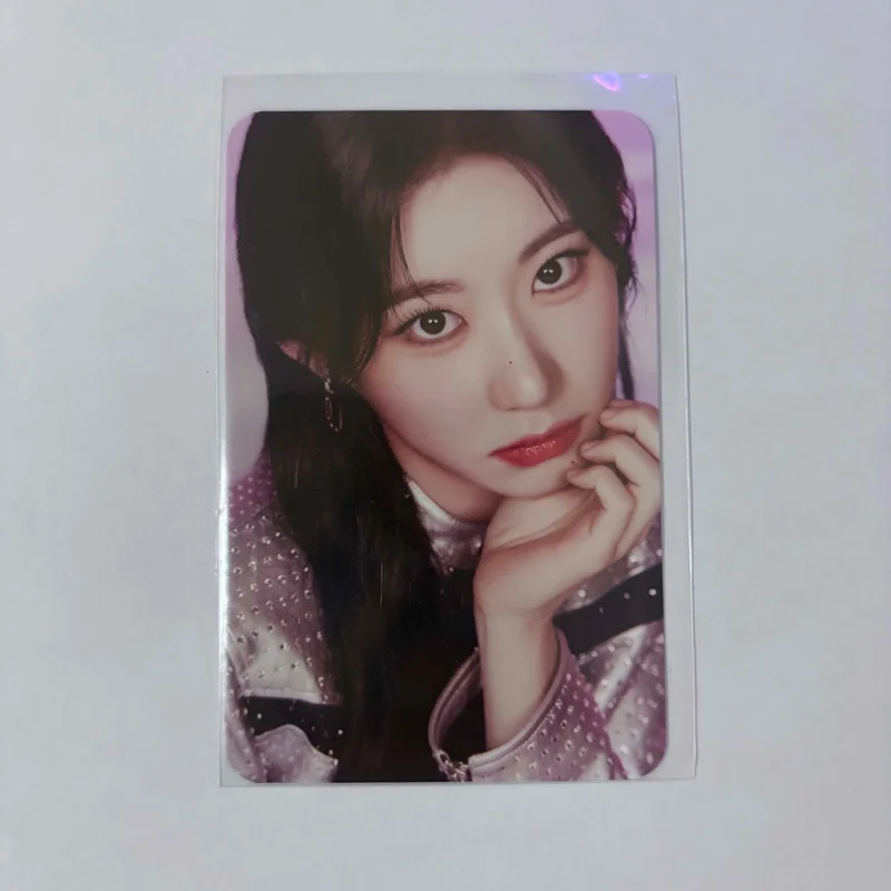 ITZY 2ND WORLD TOUR BORN TO BE in SEOUL TRADING CARD