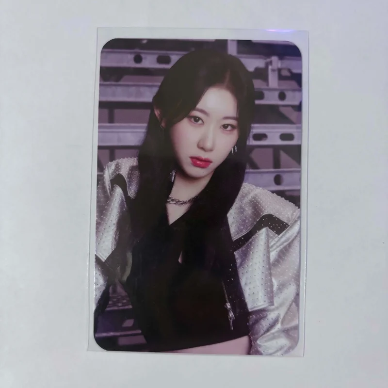 ITZY 2ND WORLD TOUR BORN TO BE in SEOUL TRADING CARD