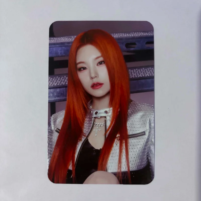 ITZY 2ND WORLD TOUR BORN TO BE in SEOUL TRADING CARD