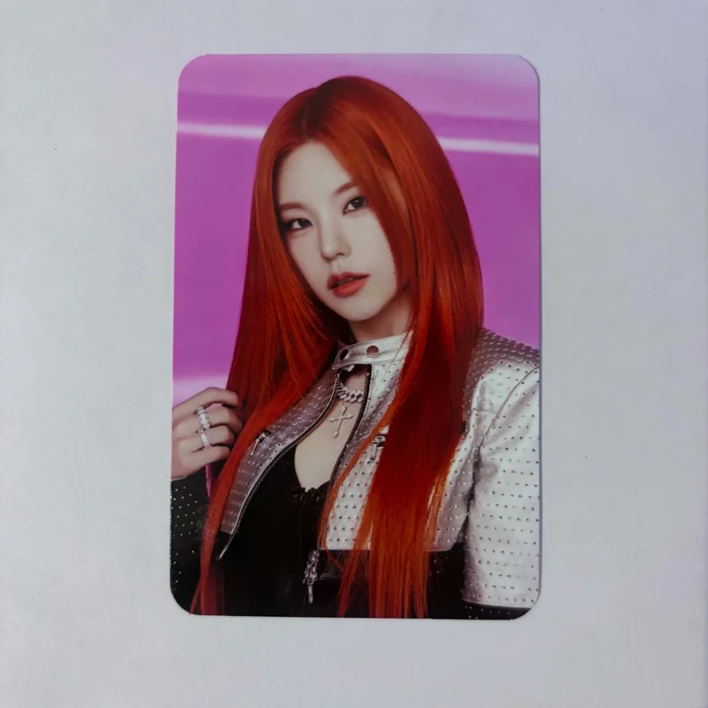 ITZY 2ND WORLD TOUR BORN TO BE in SEOUL TRADING CARD