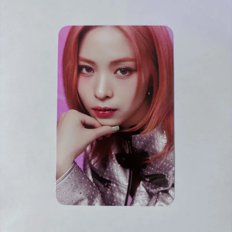 ITZY 2ND WORLD TOUR BORN TO BE in SEOUL TRADING CARD