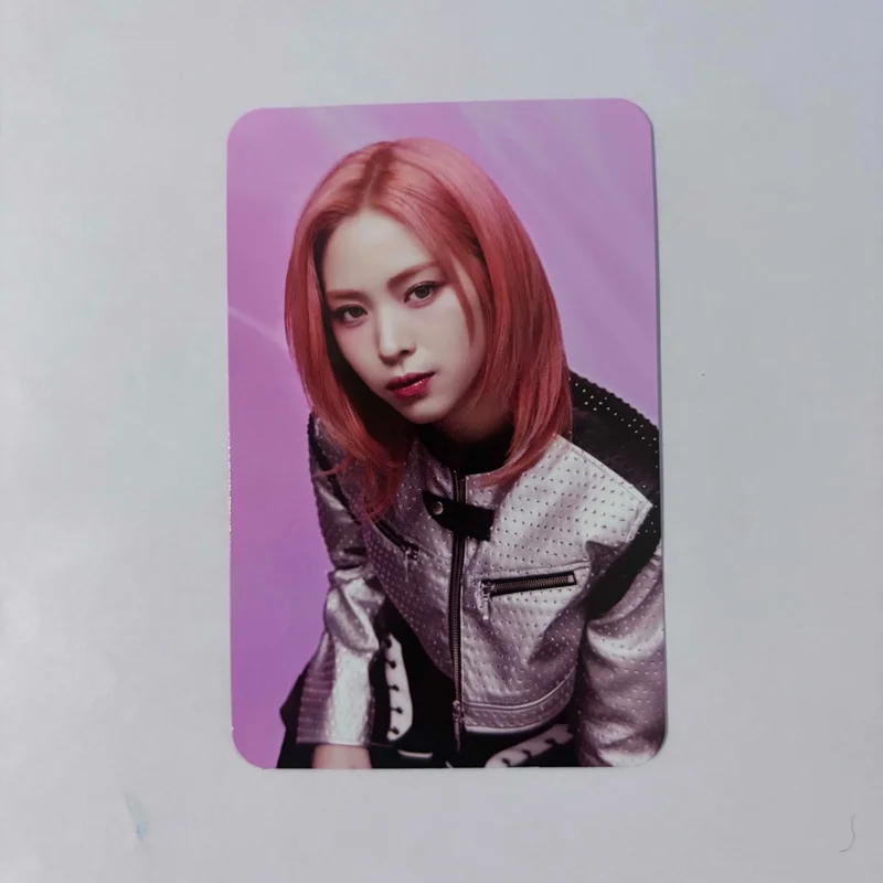 ITZY 2ND WORLD TOUR BORN TO BE in SEOUL TRADING CARD
