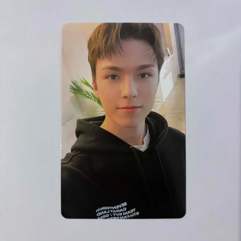 2022 SEVENTEEN in CARAT LAND MEMORY BOOK+ DIGITAL CODE