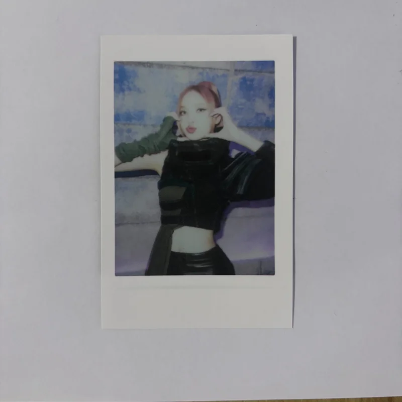 LISA 327 PHOTOBOOK Vol. 4 YG SELECT