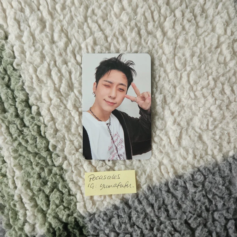 DEAD AND Photobook ver. Boy in Chic ver.