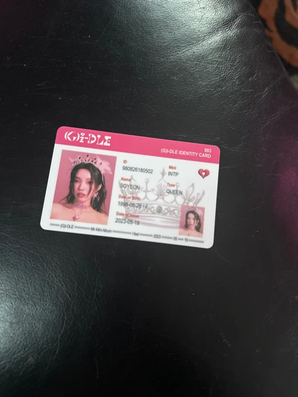 I feel Queen Ver. FIRST PRESS