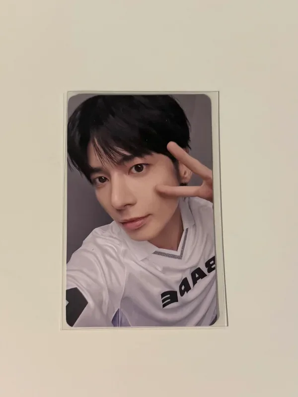 Txt sanctuary ums angel version photocard taehyun