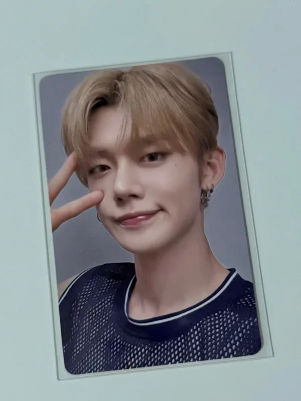 Txt sanctuary ums angel yeonjun photocard