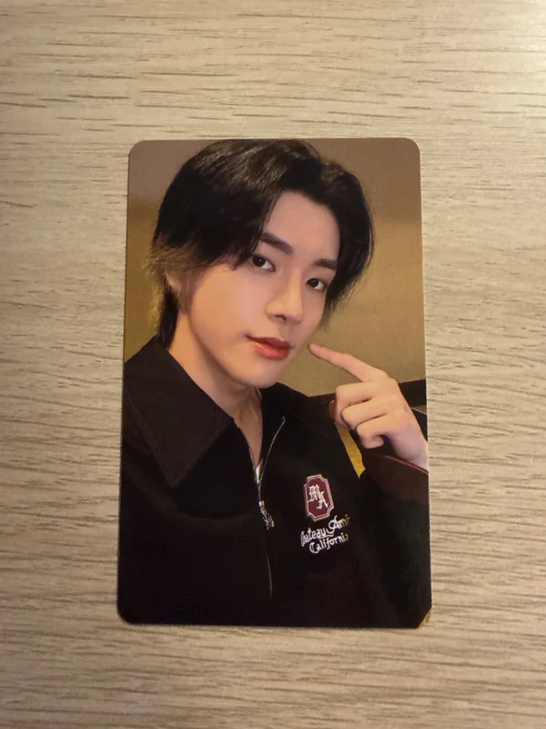ENHYPEN WORLD TOUR BLOOD SAGA IN BUSAN Weverse Pickup (ALBUM)